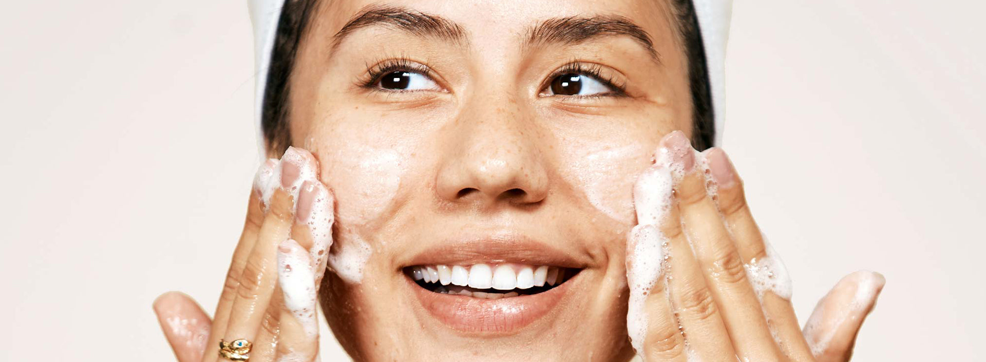 Rutina completa de cuidado de la piel Hero Cosmetics